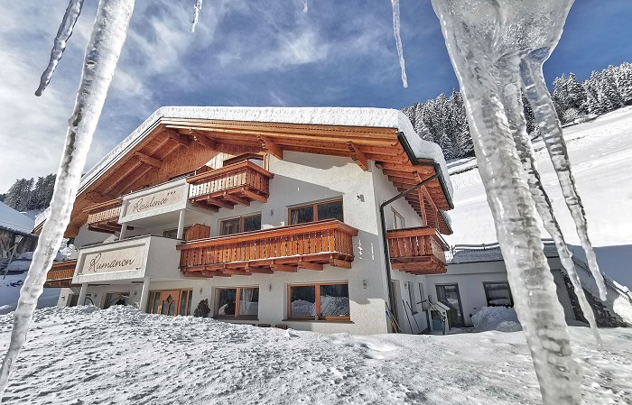 Apartments Rumanon