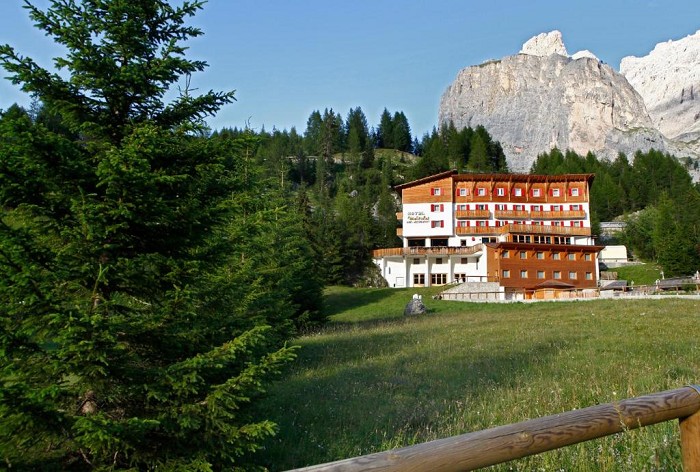 Hotel Meisules