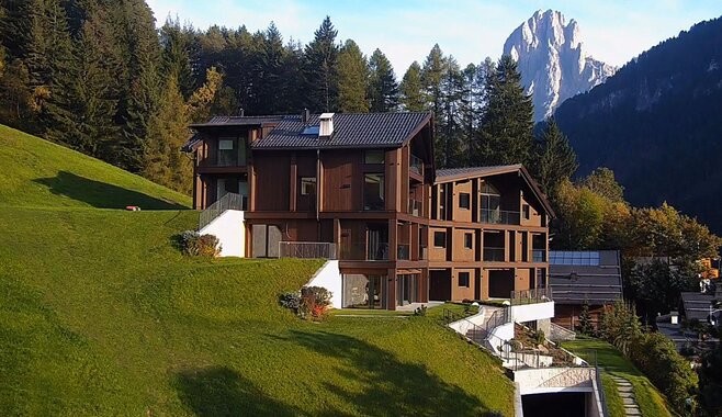 Luxury Chalet P