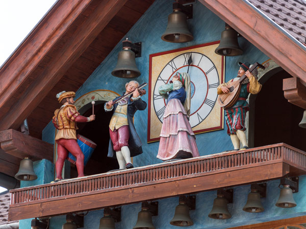 Glockenspiel mit Funkuhr