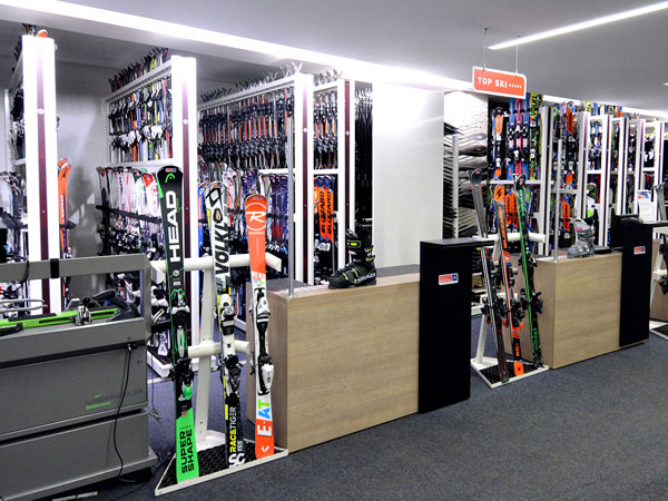 Ski school rental Selva